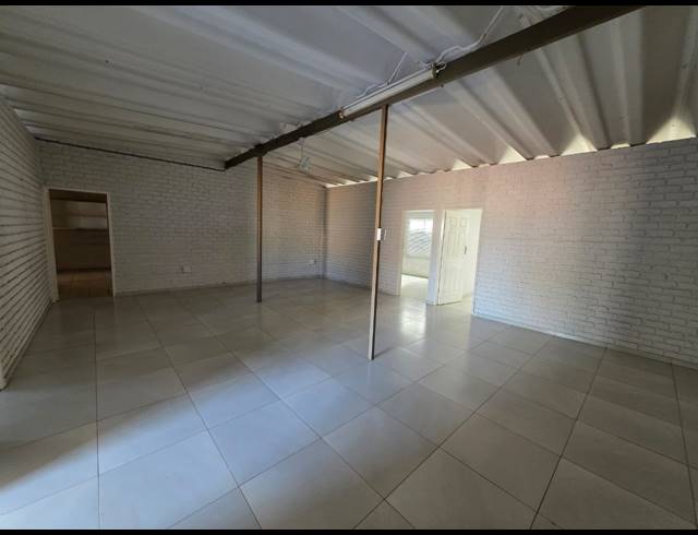 1,450M² BUILDING FOR SALE IN VAALPARK